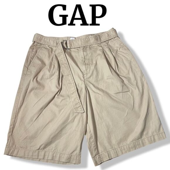 GAP Khaki Pleated, Wide Leg Shorts w/ Matching Belt, 4 Pockets, Size 16 - Picture 1 of 7